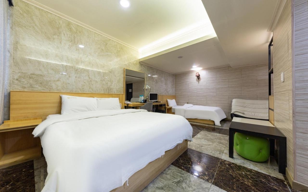 I.Y Hotel Suwon Exterior foto